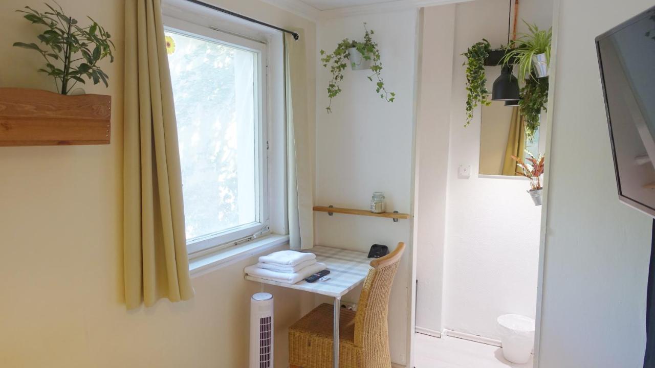Apartamento 1 Zimmer in Wohngemeinschaft, Netflix, Premium Kabelfernsehen, küche Berlín Exterior foto